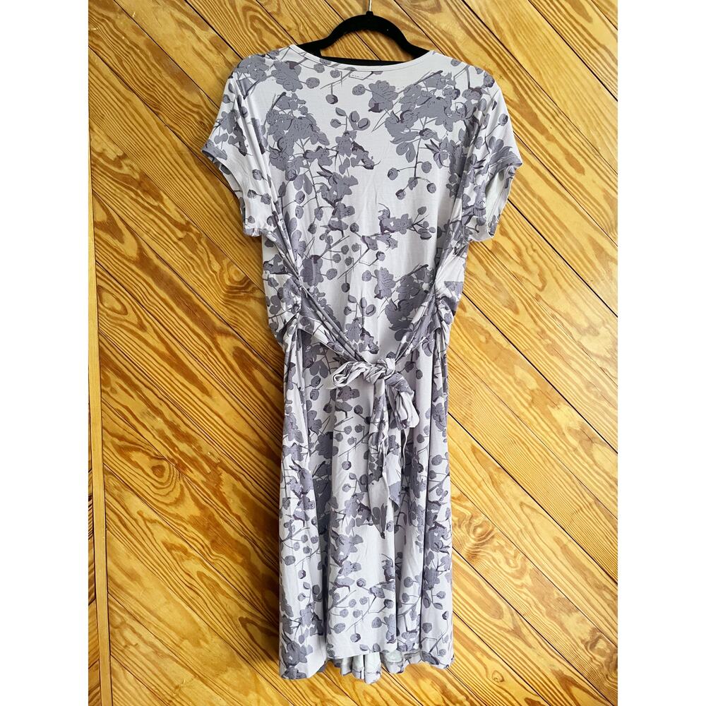 SERAPHINE Maternity Lavender Blossom Knot Front Empire Waist Dress - Picture 5 of 7